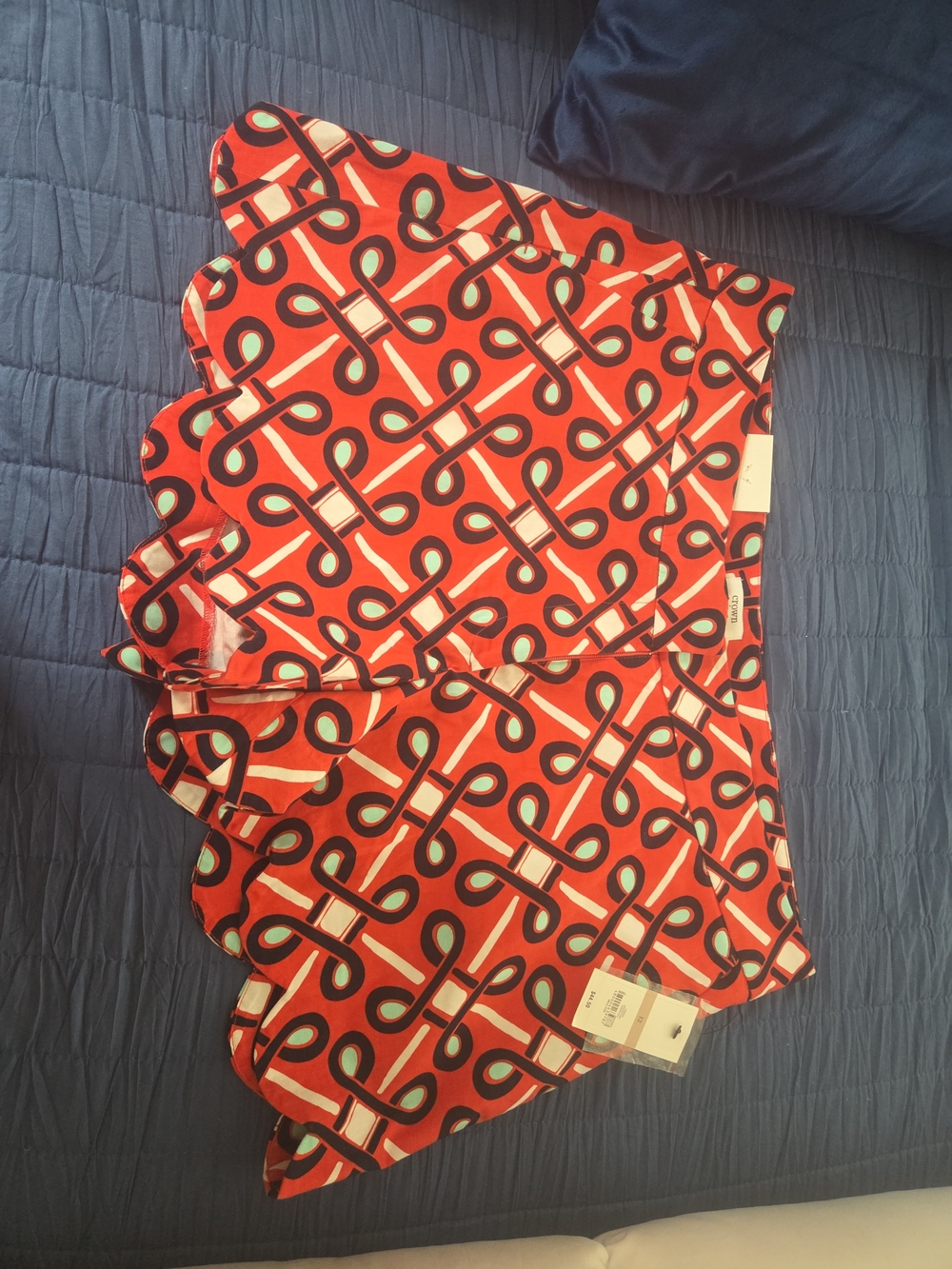 Bold Red Geometric Scalloped Shorts